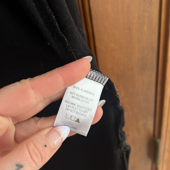 Rambler’s Way Merino Wool Robe/Cardigan/Jacket - Picture 3 of 7